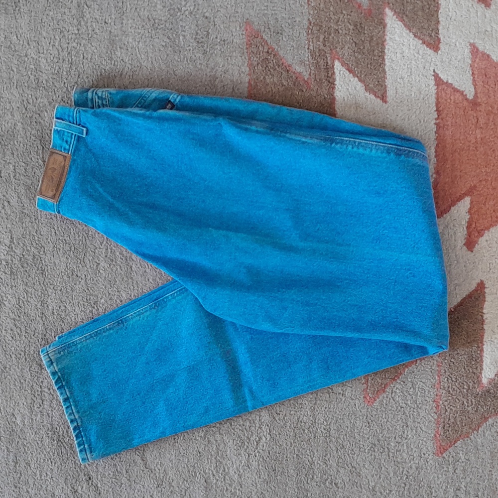 NWT ROCKIES Ladies light wash jeans